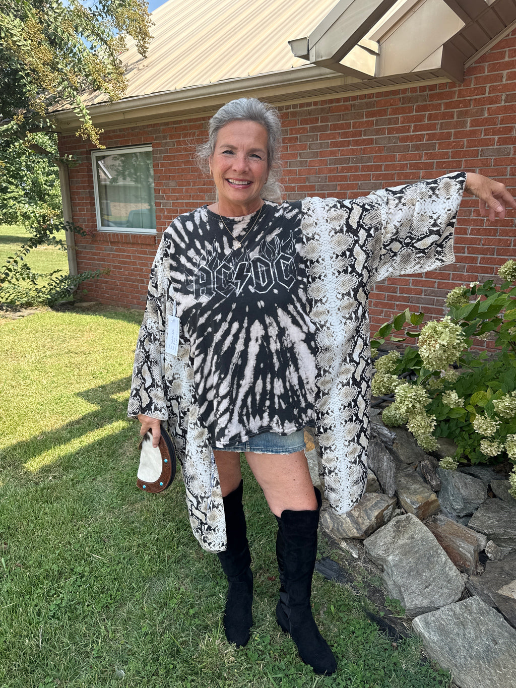 Roper Band Tee AC/DC