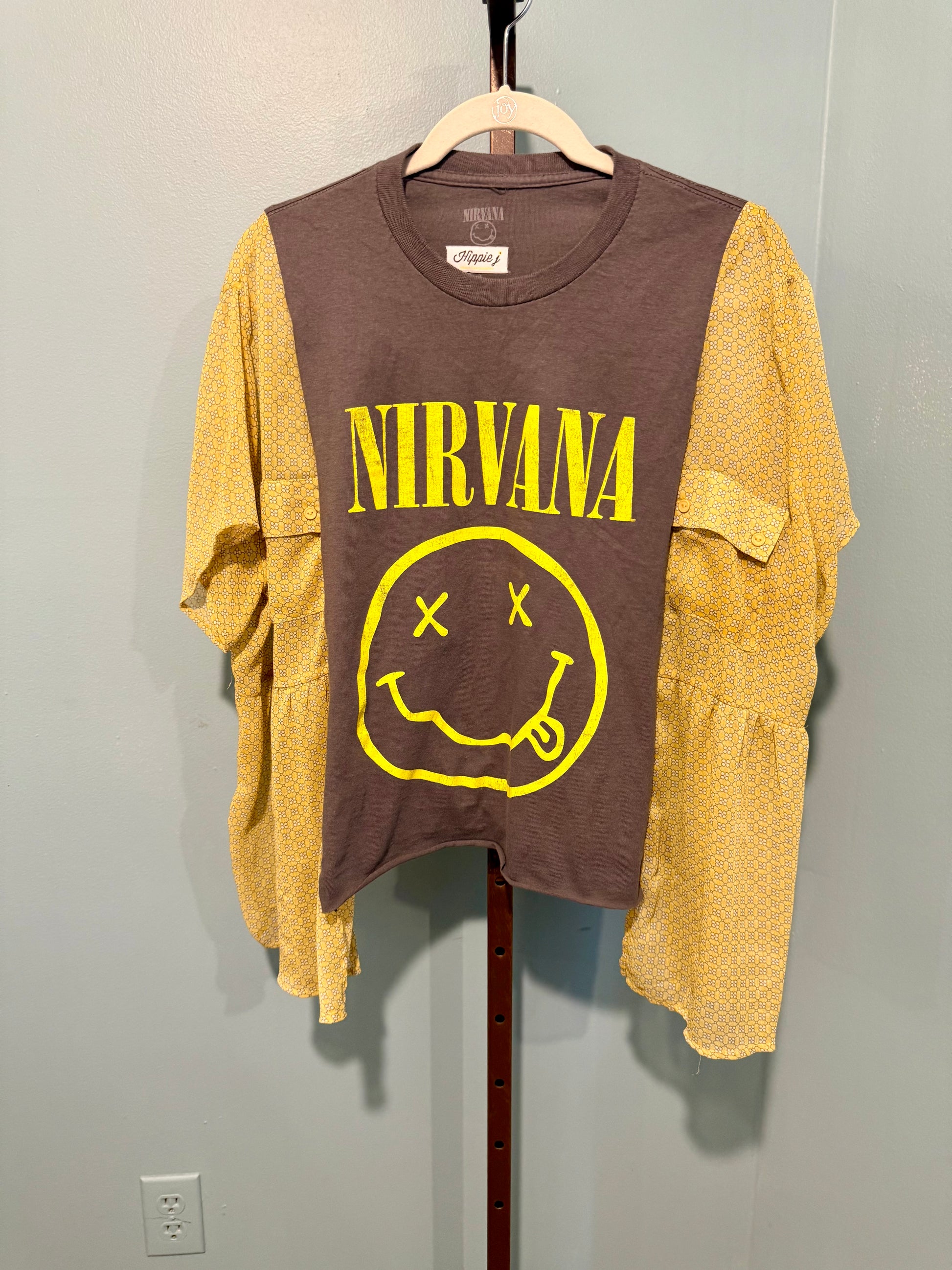 Roper Band Tee Nirvana Yellow